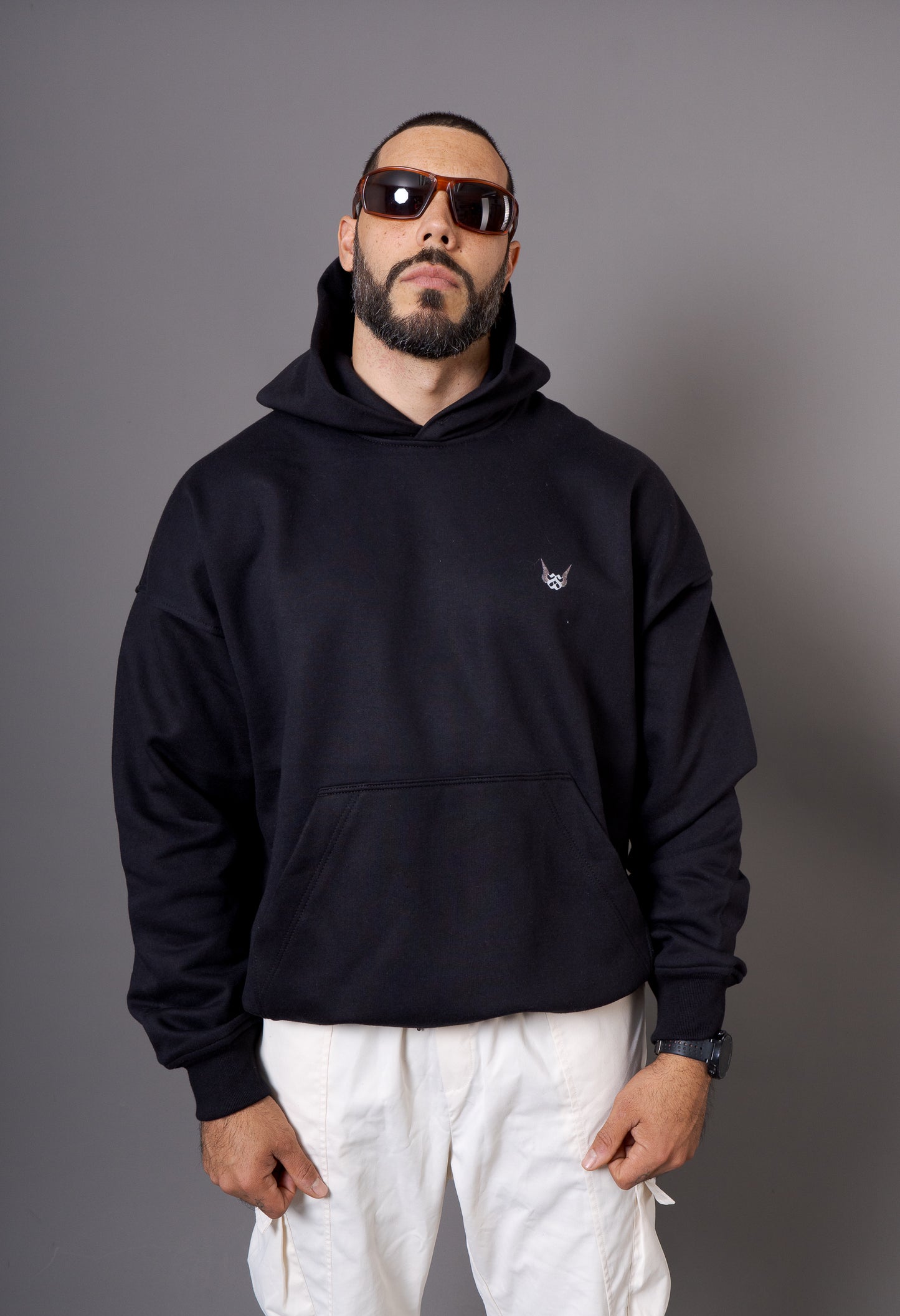Hoodie Negro "Timeless"