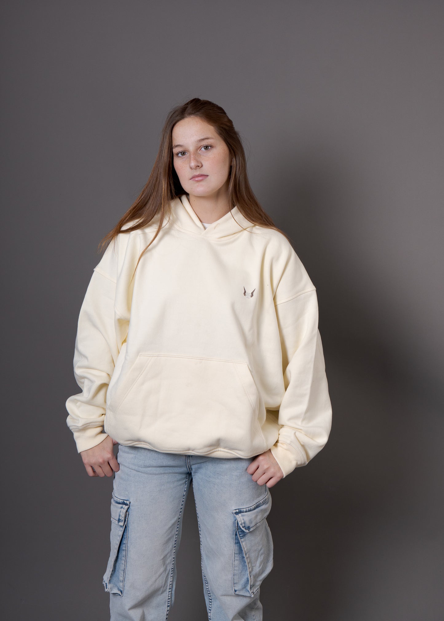 Hoodie Crema "Timeless"