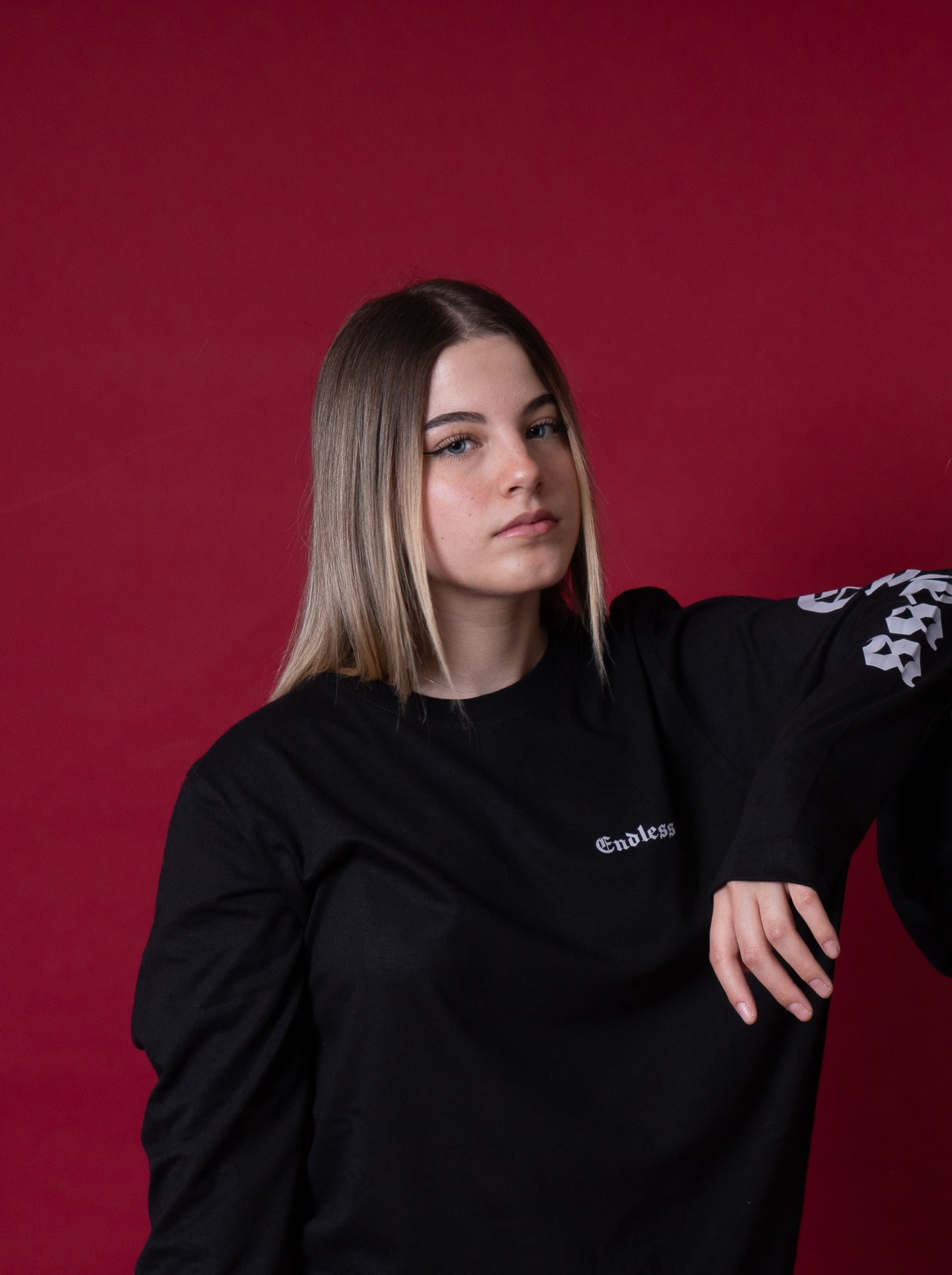 Polera Negra Manga larga "Gothic Endless"