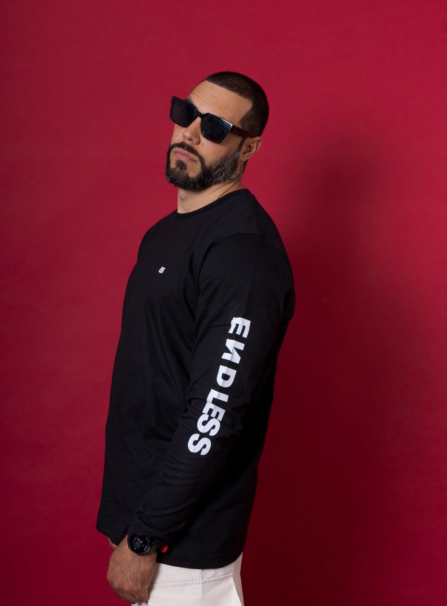 Polera Negra Manga larga "Basic Endless"